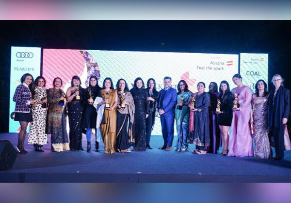 Peaklife Women Inspire Awards